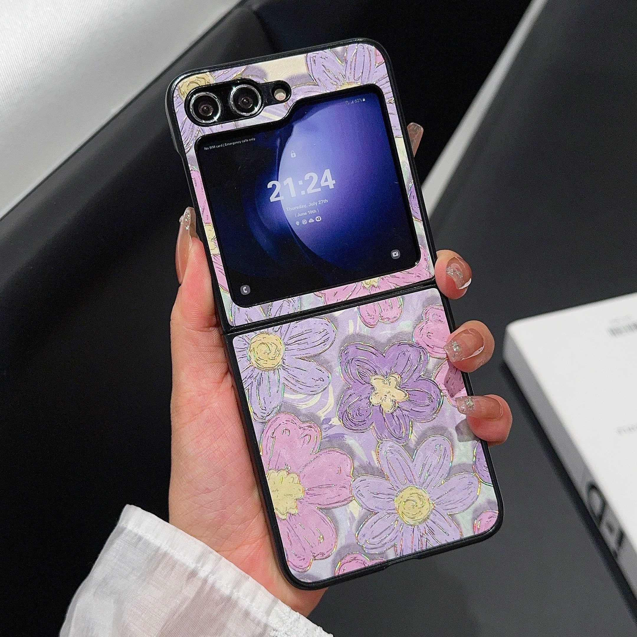 For Samsung Galaxy Z Flip6 5G Case Leather + PC Protective Phone Cover Lacquered Pattern - Purple Flowers