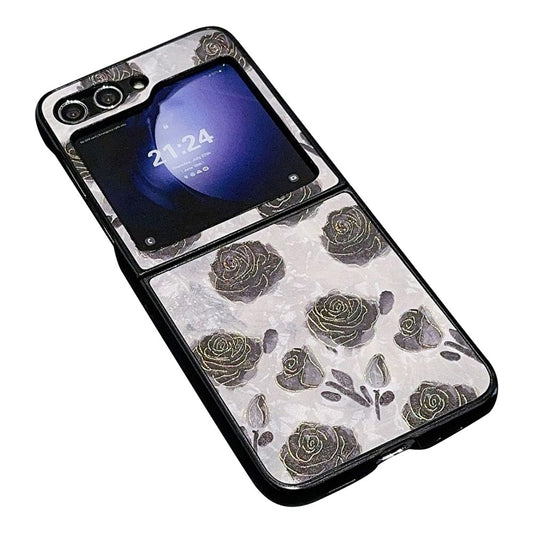 For Samsung Galaxy Z Flip7 FE 5G / Z Flip6 5G Case Leather + PC Protective Phone Cover Lacquered Pattern - Retro Black Flowers