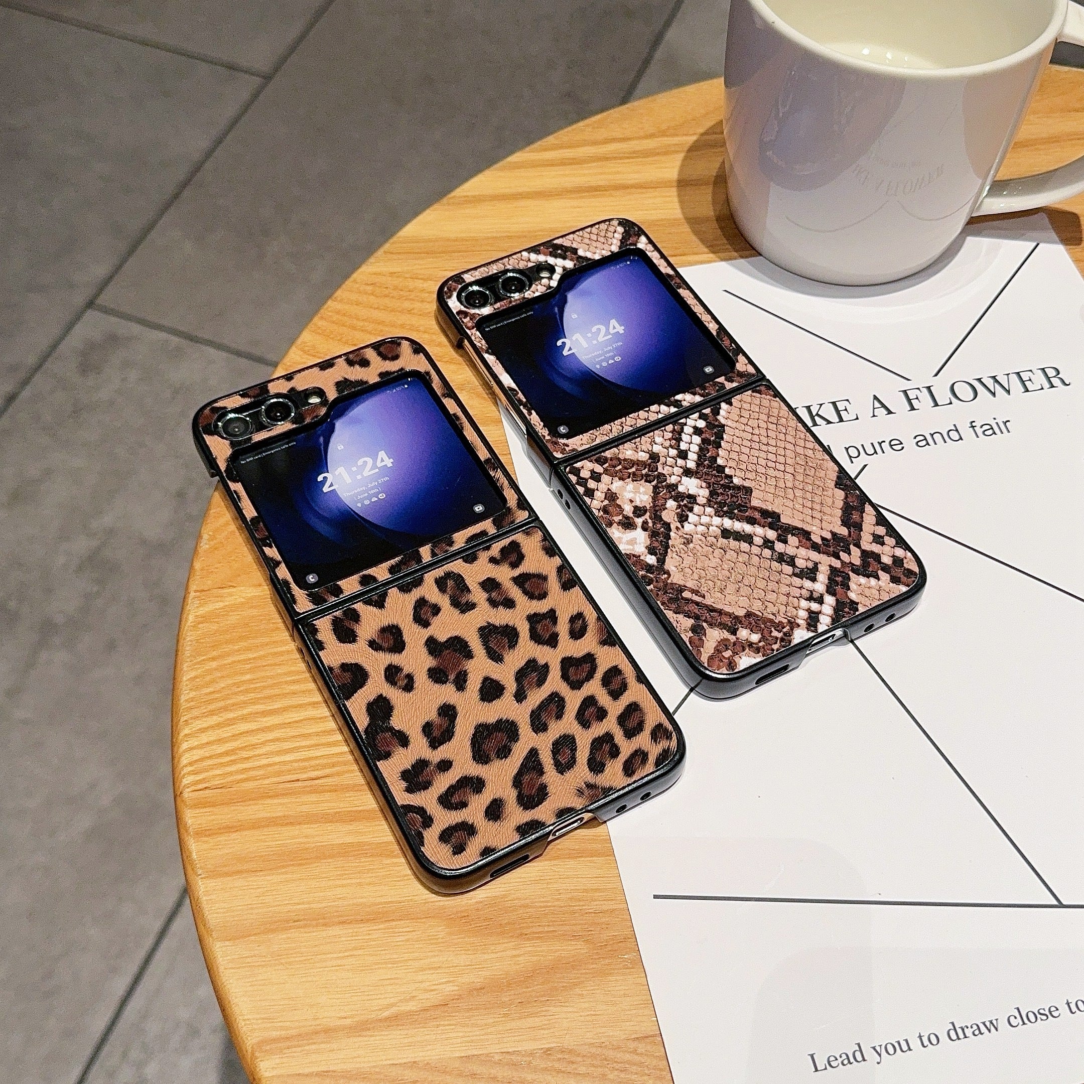 For Samsung Galaxy Z Flip6 5G Case Two-Piece Design Leather + PC Phone Cover - Leopard Texture