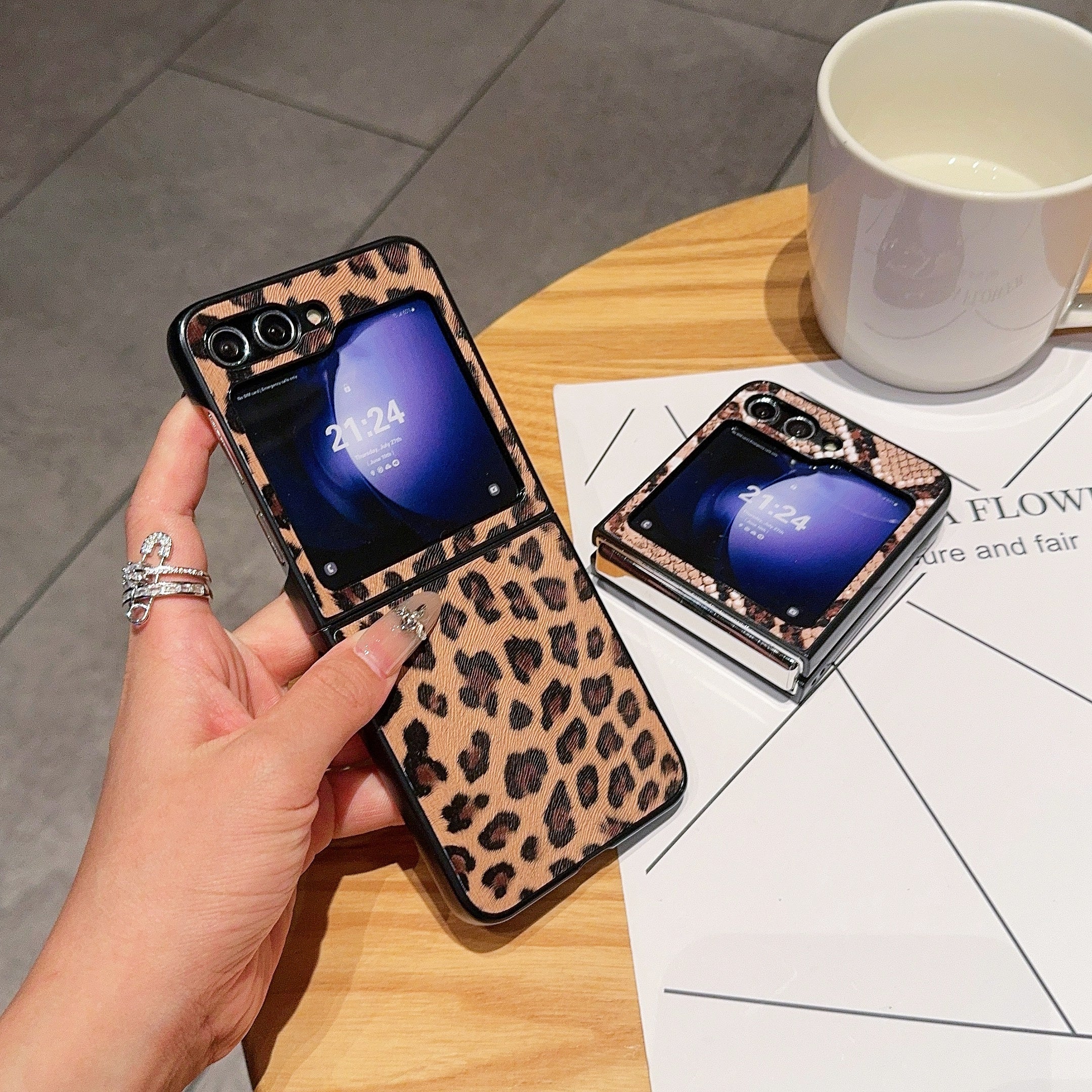 For Samsung Galaxy Z Flip6 5G Case Two-Piece Design Leather + PC Phone Cover - Snake Texture