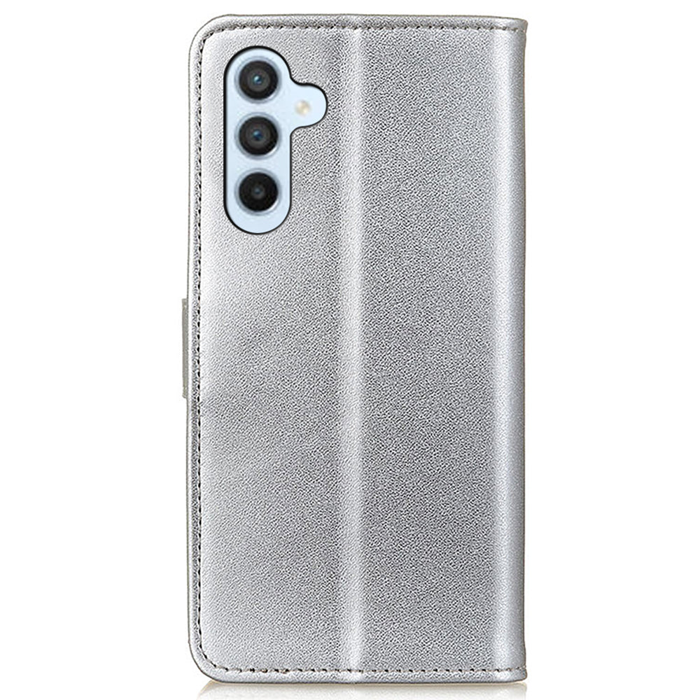For Samsung Galaxy A16 5G / A16 4G Case Card Slots PU Leather Flip Stand Phone Cover - Silver