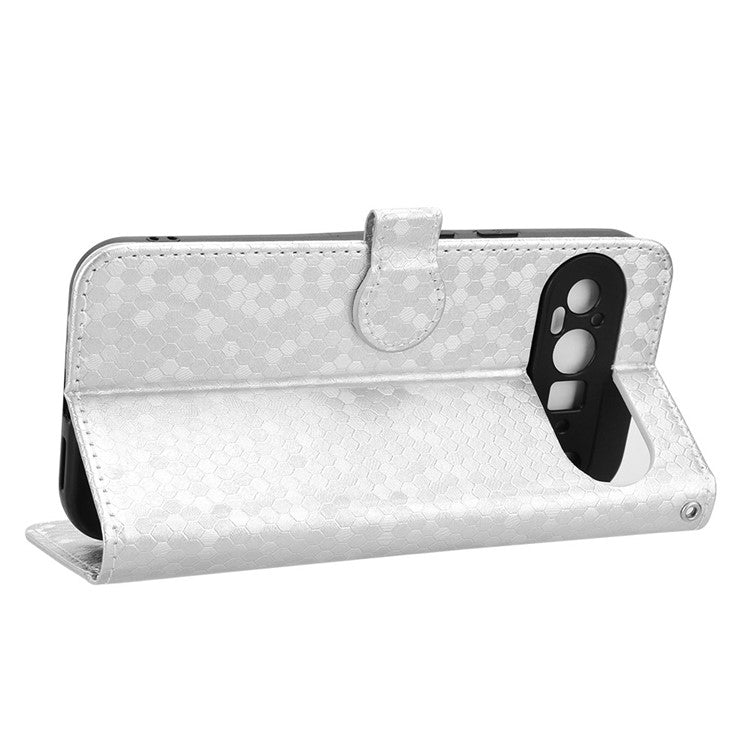 For Google Pixel 9 / 9 Pro Wallet Case Dot Pattern Imprint PU Leather Phone Cover - Silver