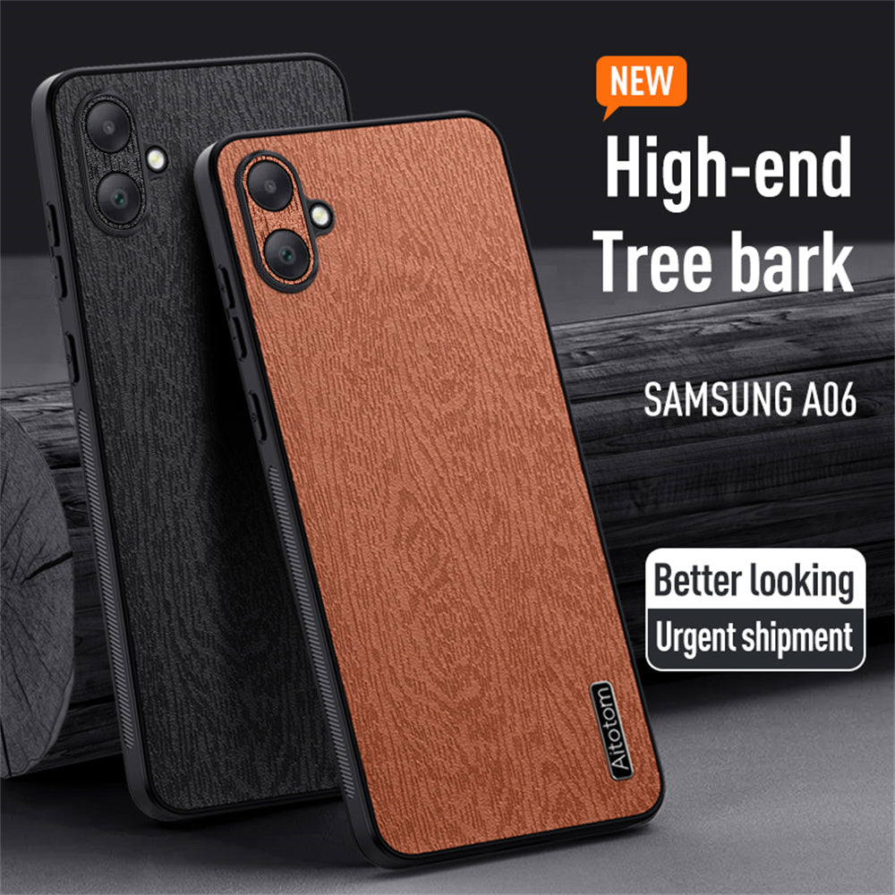 For Samsung Galaxy A06 Case Wood Texture PU Leather Coated PC+TPU Phone Cover - Brown