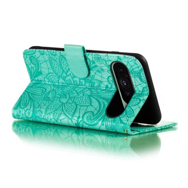 For Google Pixel 9 Pro  /  9 Case Lace Flowers PU Leather Flip Wallet Phone Cover - Green