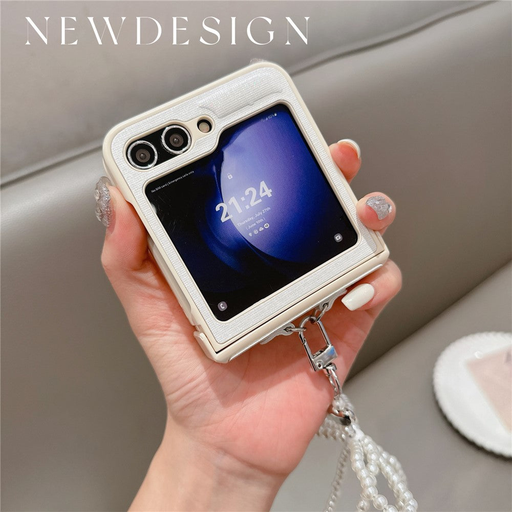 For Samsung Galaxy Z Flip7 FE 5G / Z Flip6 5G Case Hinge Protection Leather+PC Phone Cover with Bow Beaded Strap - White