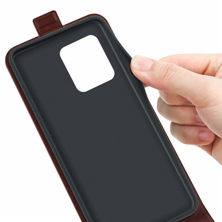 For Motorola Moto X30 Pro 5G / Edge 30 Ultra 5G Crazy Horse Texture Phone Case Anti-scratch PU Leather Vertical Flip Cover with Card Holder - Brown