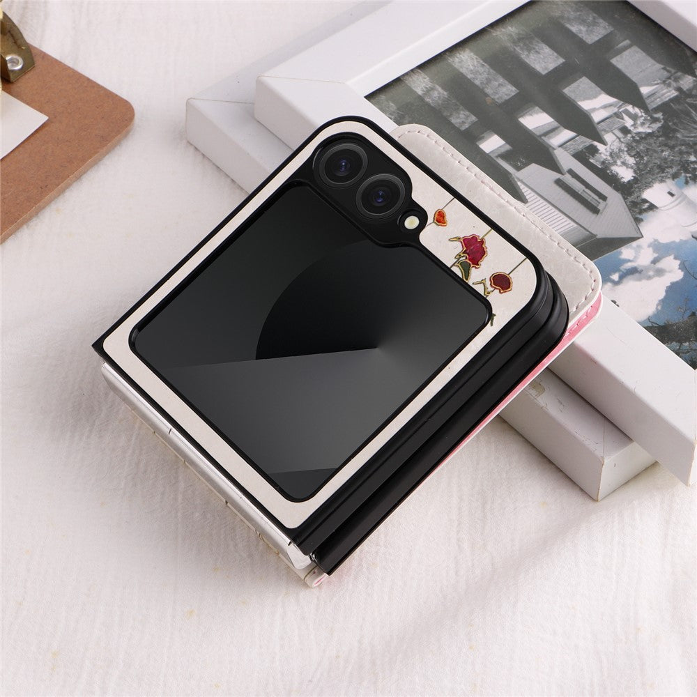 For Samsung Galaxy Z Flip7 FE 5G / Z Flip6 5G / Flip5 5G Case Flower Pattern PU+TPU Phone Cover Card Slots - Dried Flower