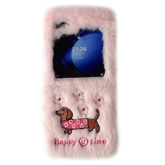 KJS-029 For Samsung Galaxy Z Flip7 FE 5G / Z Flip6 5G Case Embroidered Dachshund Hard PC Plush Furry Phone Cover - Pink
