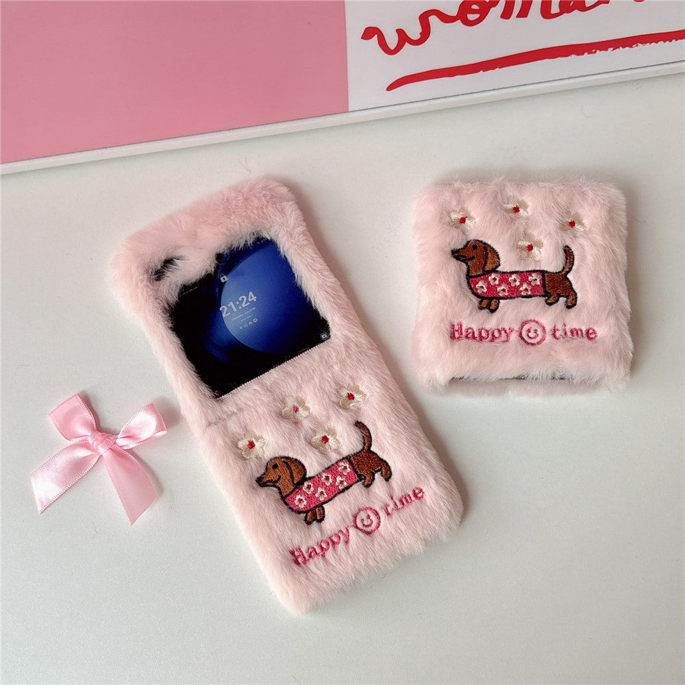 KJS-029 For Samsung Galaxy Z Flip7 FE 5G / Z Flip6 5G Case Embroidered Dachshund Hard PC Plush Furry Phone Cover - Pink