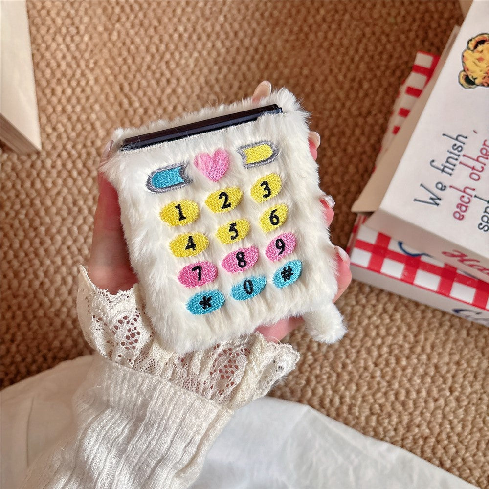 KJS-004 For Samsung Galaxy Z Flip7 FE 5G / Z Flip6 5G Case Retro Phone Style Embroidered Dial Keys Hard PC Warm Plush Phone Cover - White