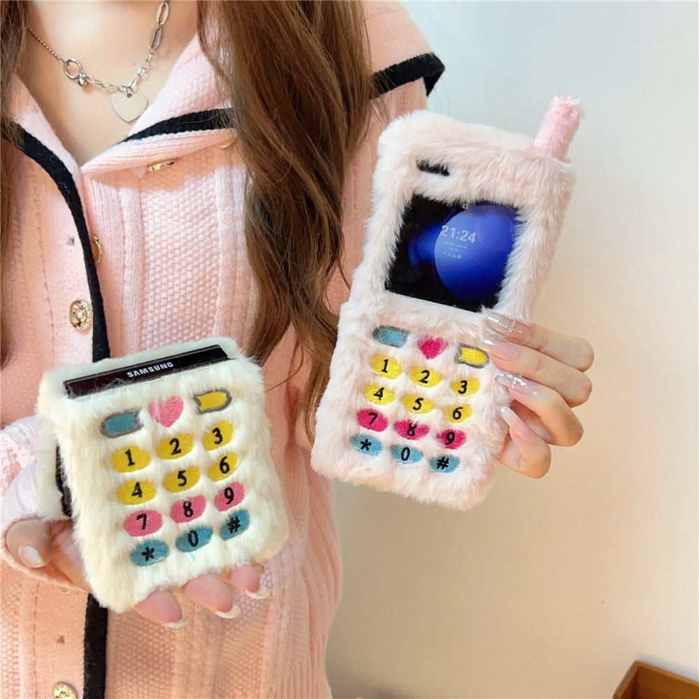 KJS-004 For Samsung Galaxy Z Flip7 FE 5G / Z Flip6 5G Case Retro Phone Style Embroidered Dial Keys Hard PC Warm Plush Phone Cover - White