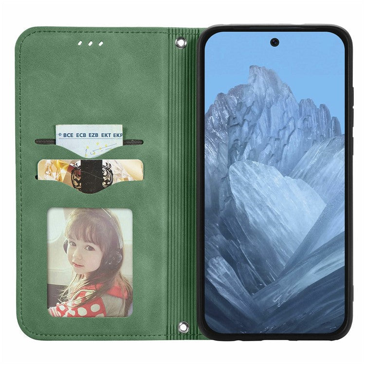 For Google Pixel 9 Pro  /  Pixel 9 Case Skin Touch Feeling Card Slot Leather Phone Cover Stand Magnetic Absorption - Green