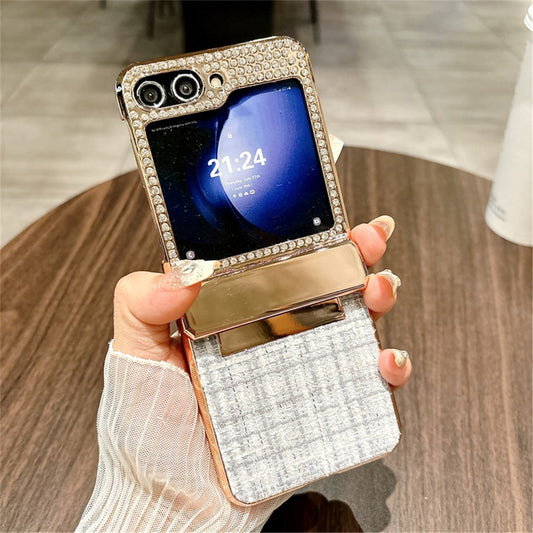 For Samsung Galaxy Z Flip7 FE 5G / Z Flip6 5G Case Plaid Texture Rhinestone Decor Hinge Protection PC Phone Cover - White