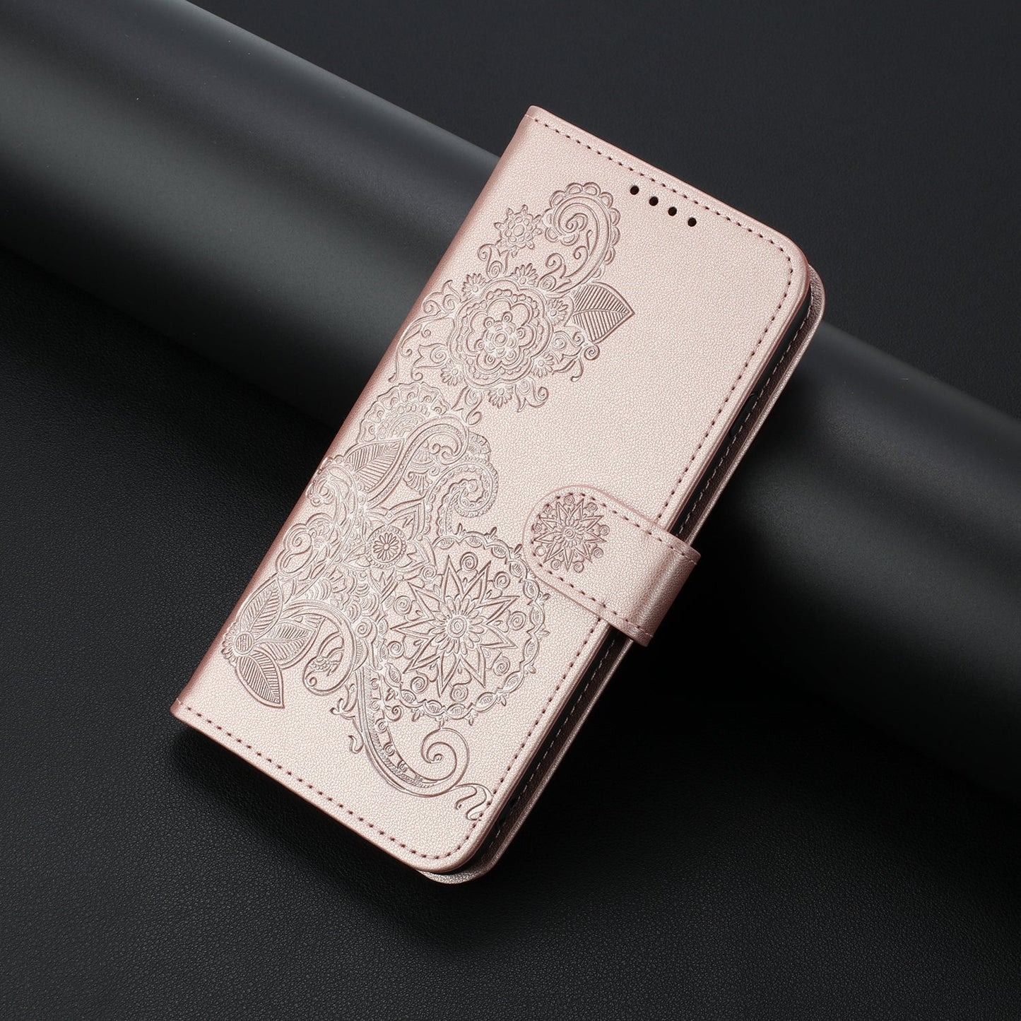 For Samsung Galaxy M06 5G / Galaxy F06 5G Phone Cases Mandala Flower Leather Wallet Mobile Cover with Strap - Rose Gold