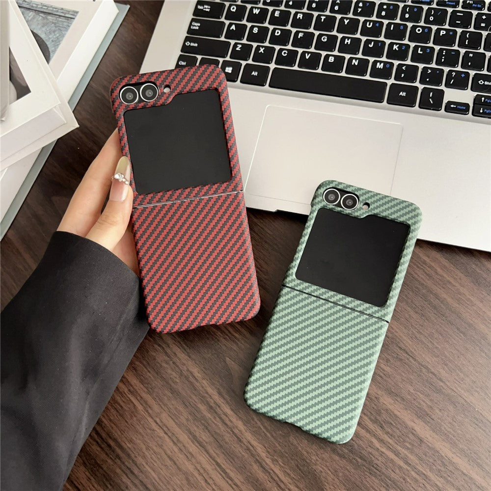 For Samsung Galaxy Z Flip7 FE 5G / Z Flip6 5G Magnetic Case Carbon Fiber Texture Slim Shockproof PC Phone Cover - Red