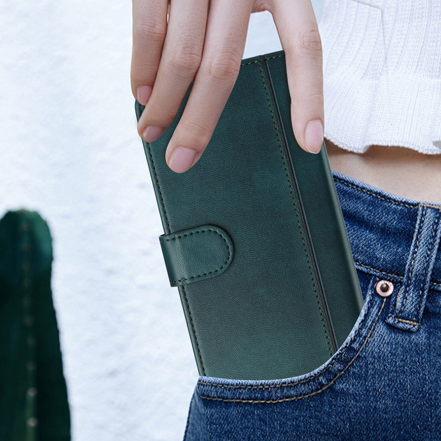 For iPhone 17 Pro Max Cases Wallet Stand Retro Texture Leather Phone Cover with Lanyard - Dark Green