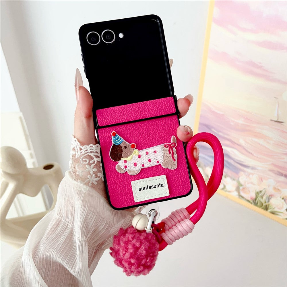 For Samsung Galaxy Z Flip7 5G Case Cute Dog Hinge Protection Litchi Texture Phone Cover with Wrist Strap - Rose