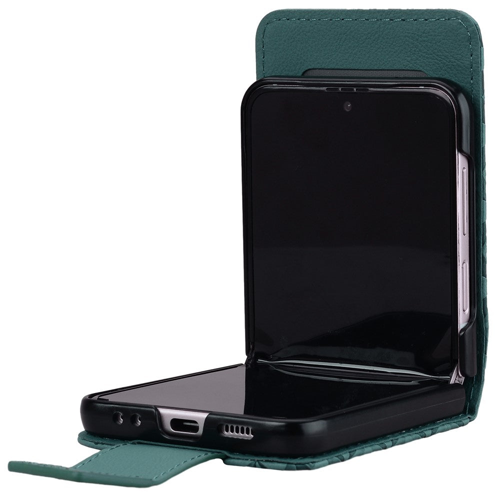 For Samsung Galaxy Z Flip7 5G Case Rhombus Pattern Leather Phone Cover with Wrist Strap - Green