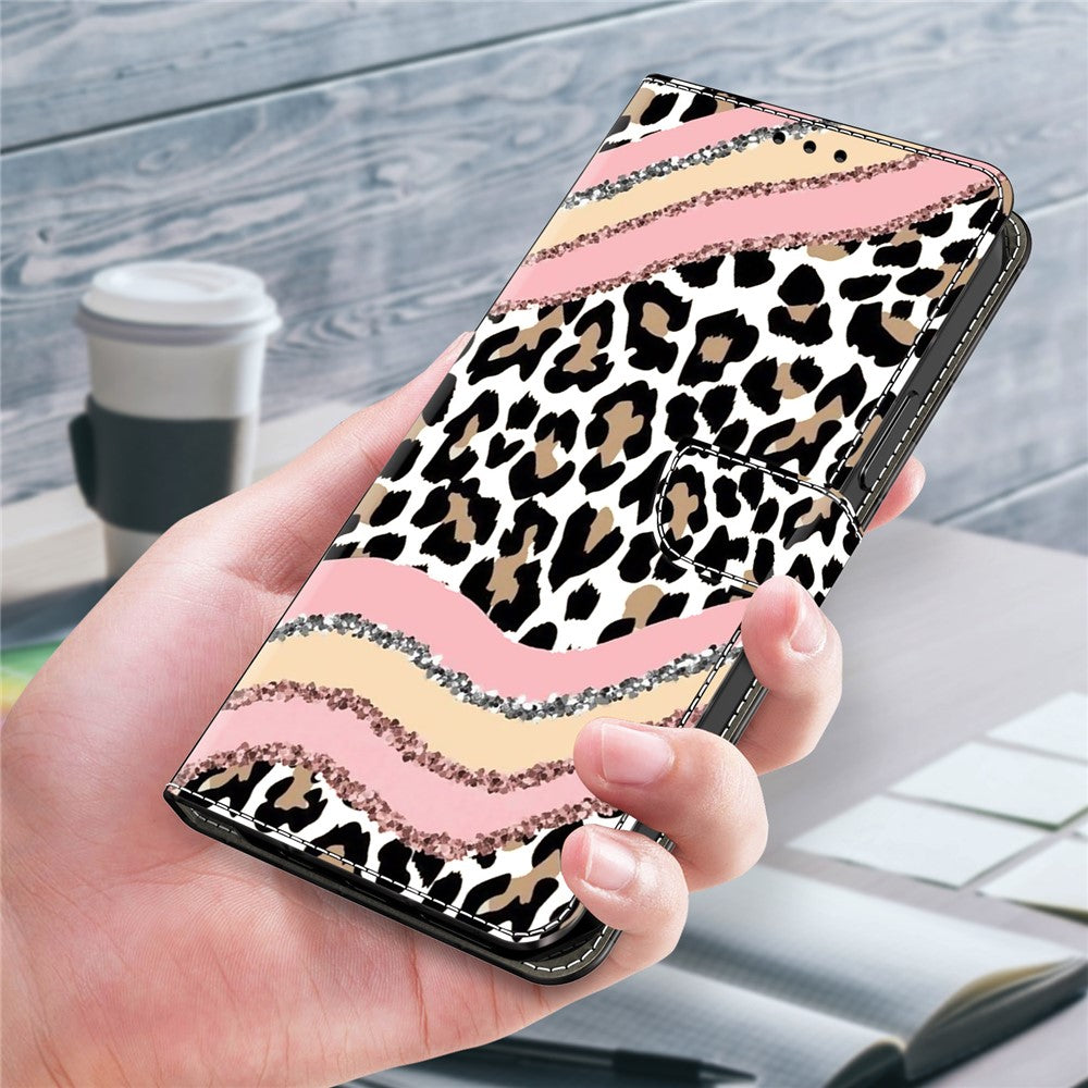For iPhone 17 Pro Max Case Wallet Stand Pattern Printing PU Leather Flip Phone Cover - Striped Leopard