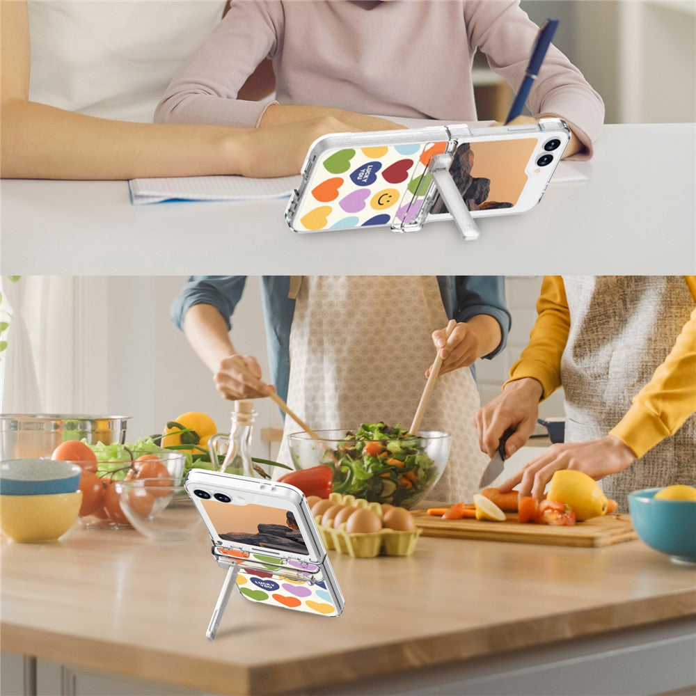 GW181 For Samsung Galaxy Z Flip7 FE 5G  /  Flip6 5G Case with Pattern Design Kickstand Hard PC Phone Cover - Small Hearts