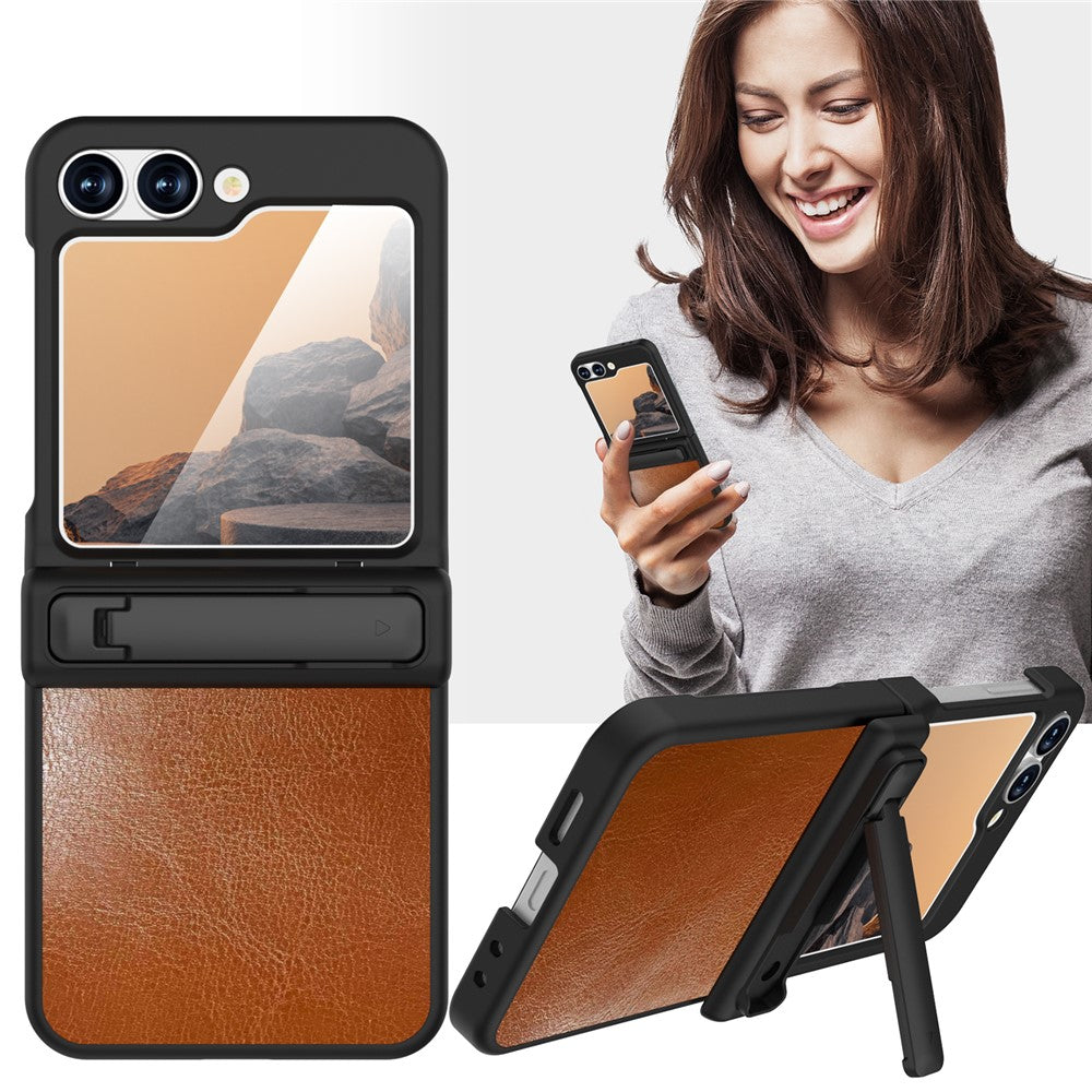 GW181 For Samsung Galaxy Z Flip7 FE 5G / Flip6 5G Kickstand Case Crazy Horse Texture PU PC Phone Back Cover - Khaki