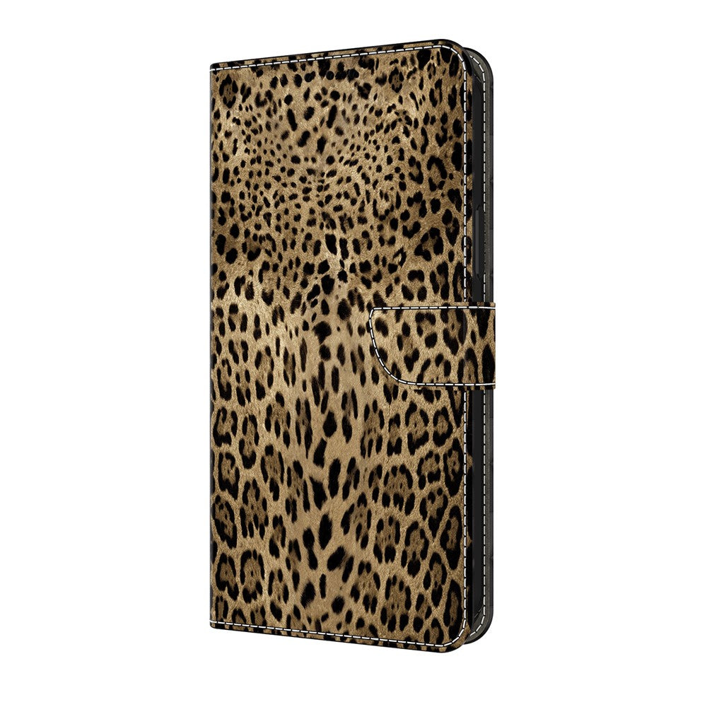 For iPhone 17 Pro Max Wallet Case Pattern Printing PU Leather Flip Stand Phone Cover - Leopard Print