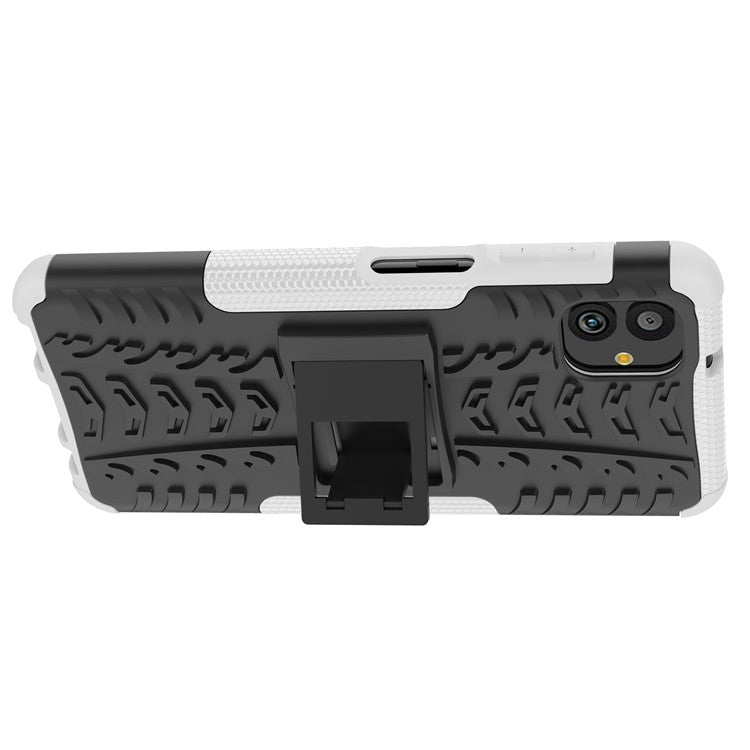 For Samsung Galaxy A04 4G (164.4 x 76.3 x 9.1 mm) / M13 5G PC+TPU Shockproof Phone Case Cool Tyre Pattern Kickstand Protective Cover - White