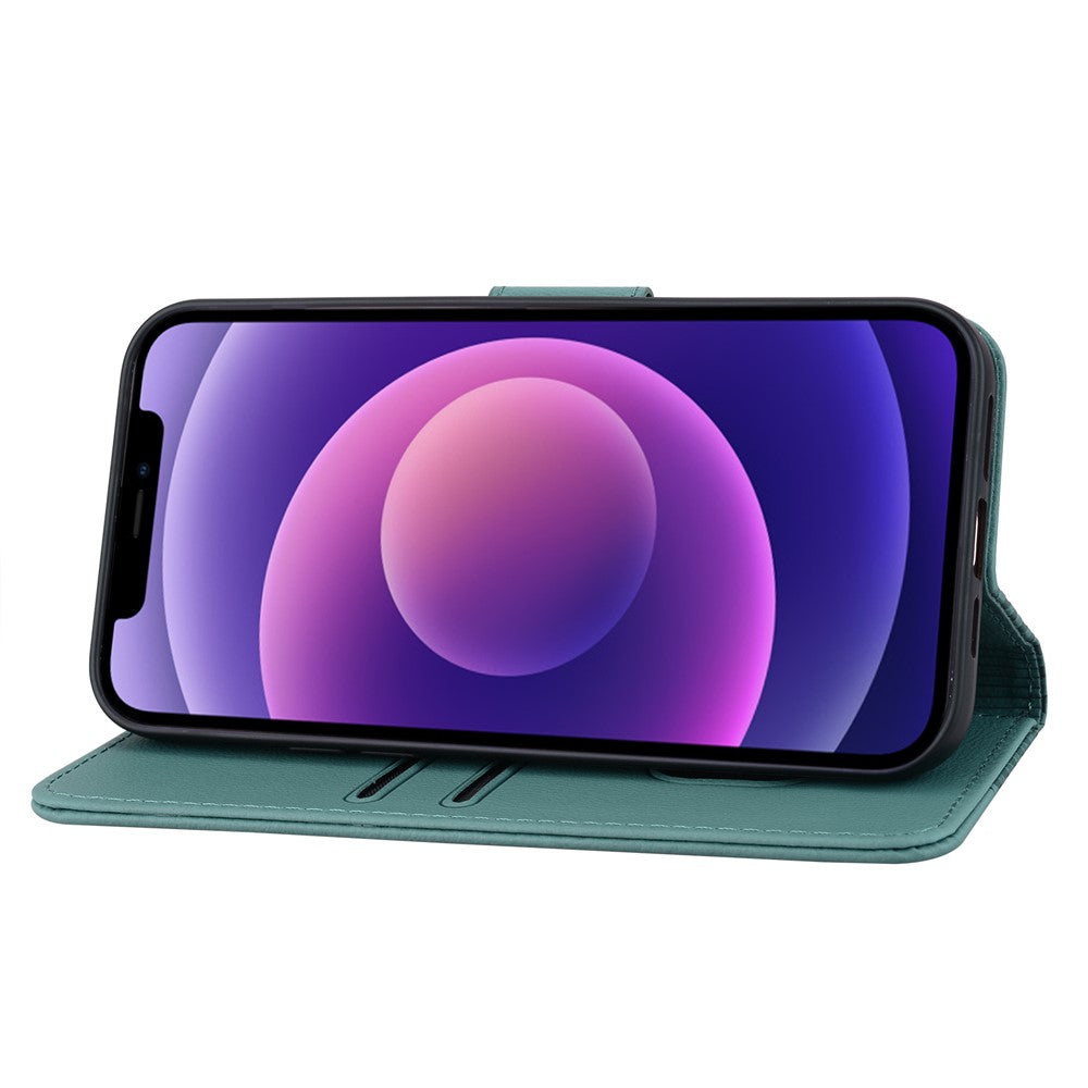 For iPhone 17 Pro Max Case Rhombus Pattern Leather Wallet Phone Cover with Wrist Strap - Green