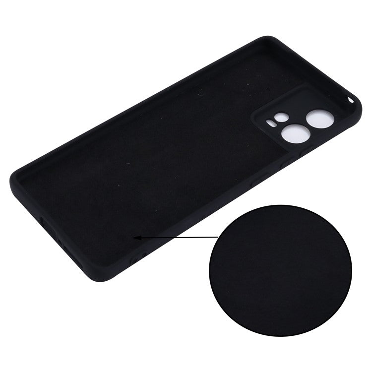 For Motorola Moto S30 Pro 5G / Edge 30 Fusion 5G Liquid Silicone Cell Phone Case Anti-scratch Soft Lining Protective Cover with Strap - Black