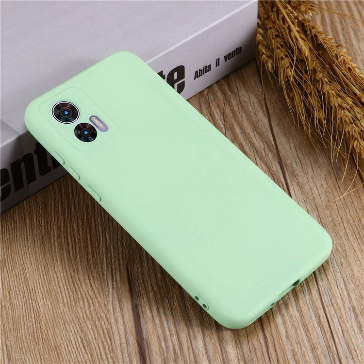 For Motorola Edge 30 Neo 5G / Edge 30 Lite Anti-scratch Liquid Silicone Cell Phone Case Shockproof Protective Cover with Strap - Green