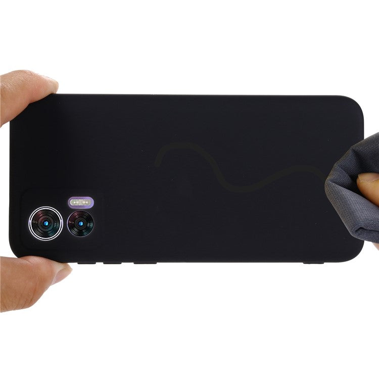 For Motorola Edge 30 Neo 5G / Edge 30 Lite Anti-scratch Liquid Silicone Cell Phone Case Shockproof Protective Cover with Strap - Black