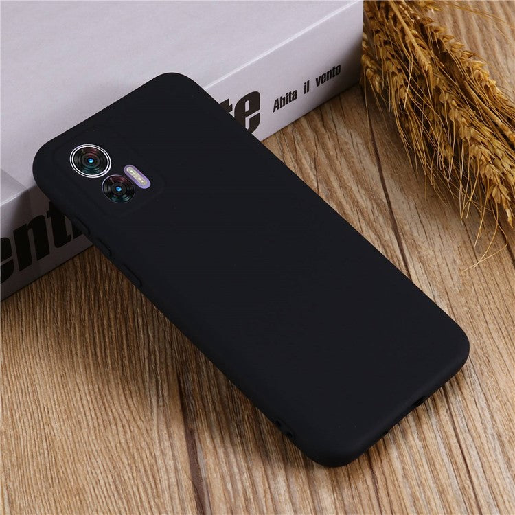 For Motorola Edge 30 Neo 5G / Edge 30 Lite Anti-scratch Liquid Silicone Cell Phone Case Shockproof Protective Cover with Strap - Black