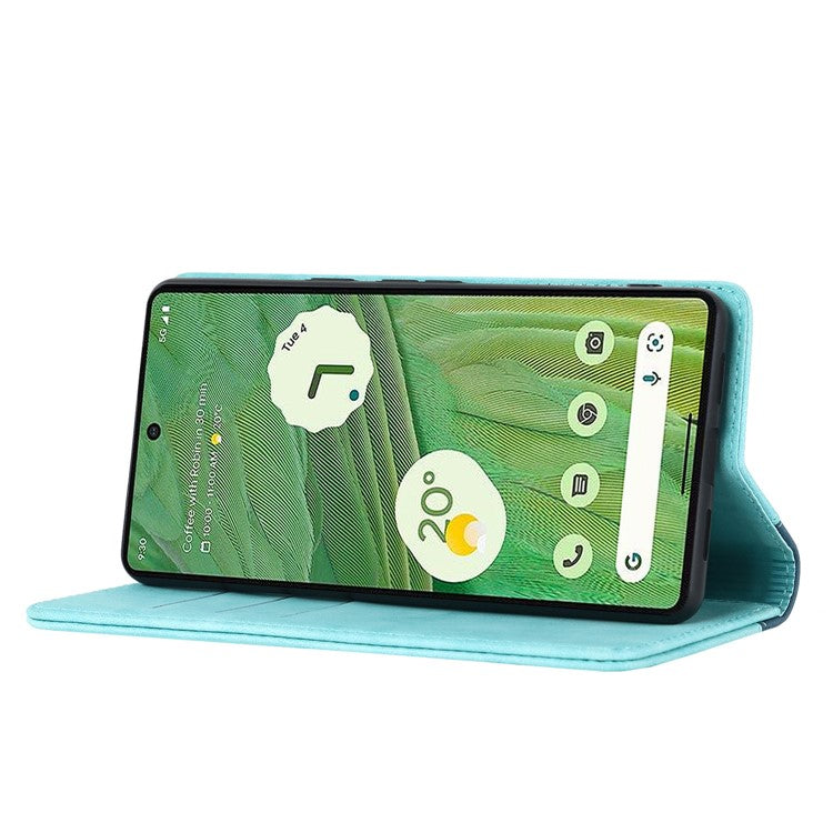 For Google Pixel 7 5G Calf Texture PU Leather Wallet Case Stand Magnetic Auto-absorbed Bi-color Splicing Flip Folio Phone Cover - Light Blue  /  Dark Blue