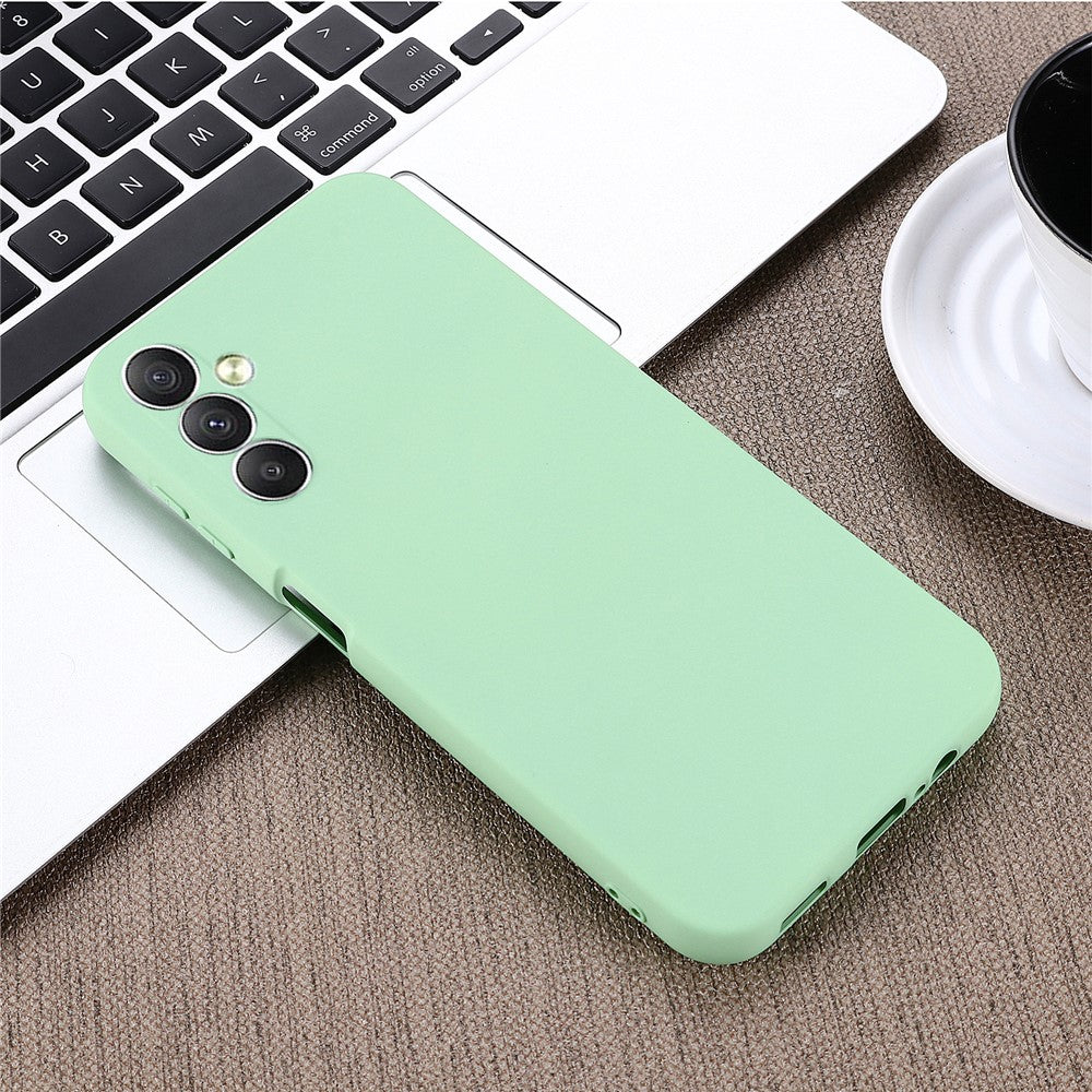For Samsung Galaxy M14 5G Liquid Silicone Phone Case Soft Lining Shockproof Protective Cover with Strap - Green