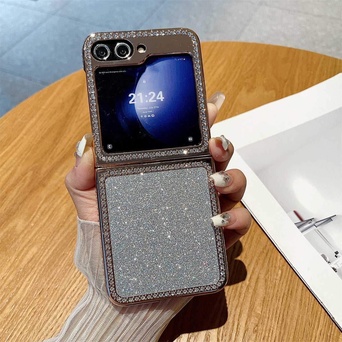 For Samsung Galaxy Z Flip5 5G / Z Flip6 5G Case Rhinestone Decor Hard PC Phone Cover - Silver