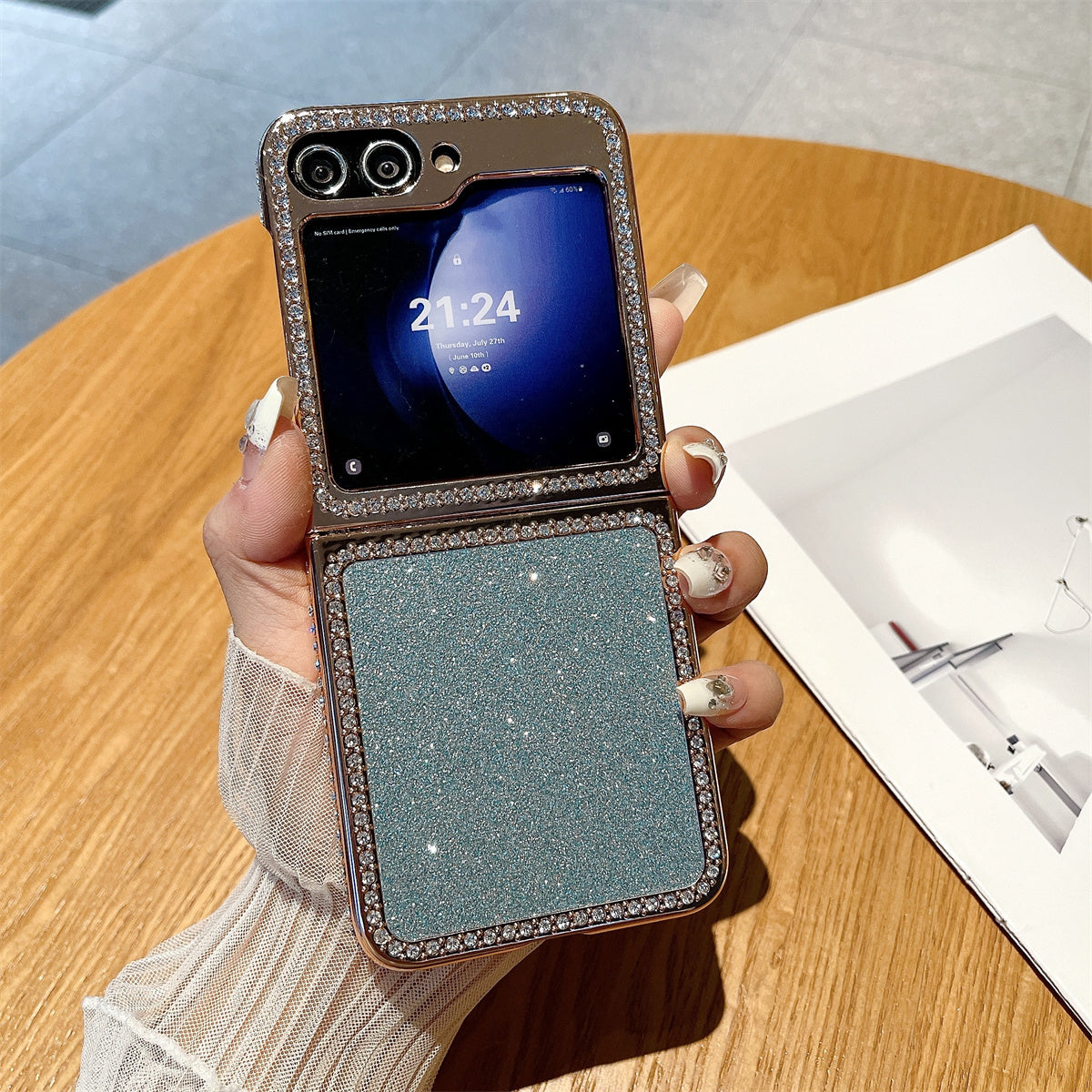 For Samsung Galaxy Z Flip5 5G / Z Flip6 5G Case Rhinestone Decor Hard PC Phone Cover - Blue