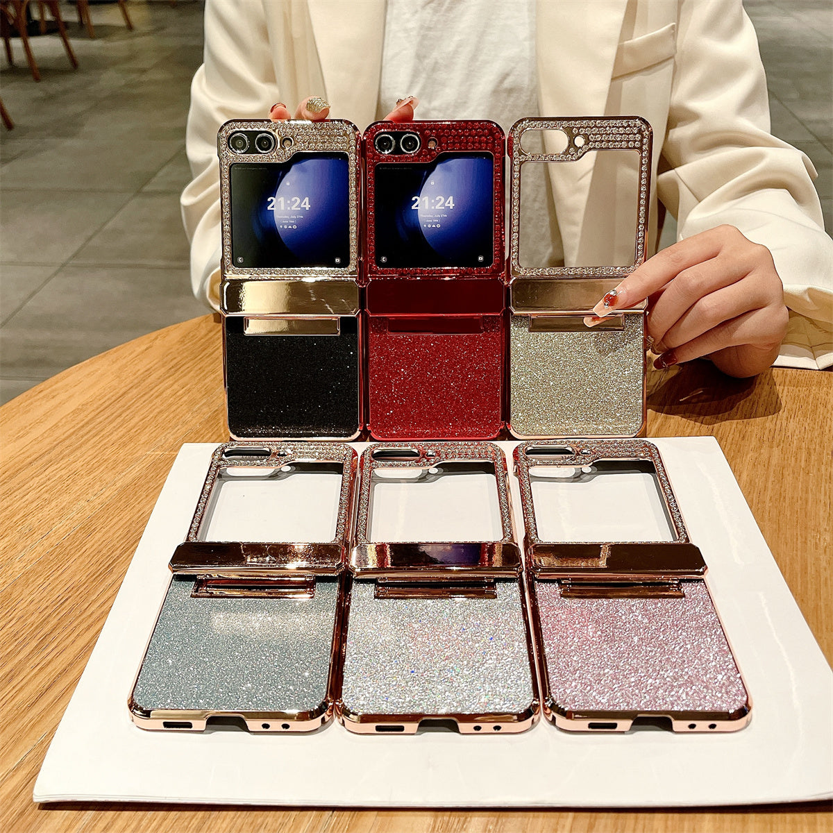 For Samsung Galaxy Z Flip6 5G Case Rhinestones Decor Hard PC Folding Phone Cover - Red