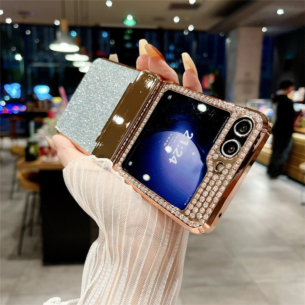 For Samsung Galaxy Z Flip7 FE 5G / Z Flip6 5G / Z Flip5 5G Case Rhinestones Decor Hard PC Folding Phone Cover - Silver