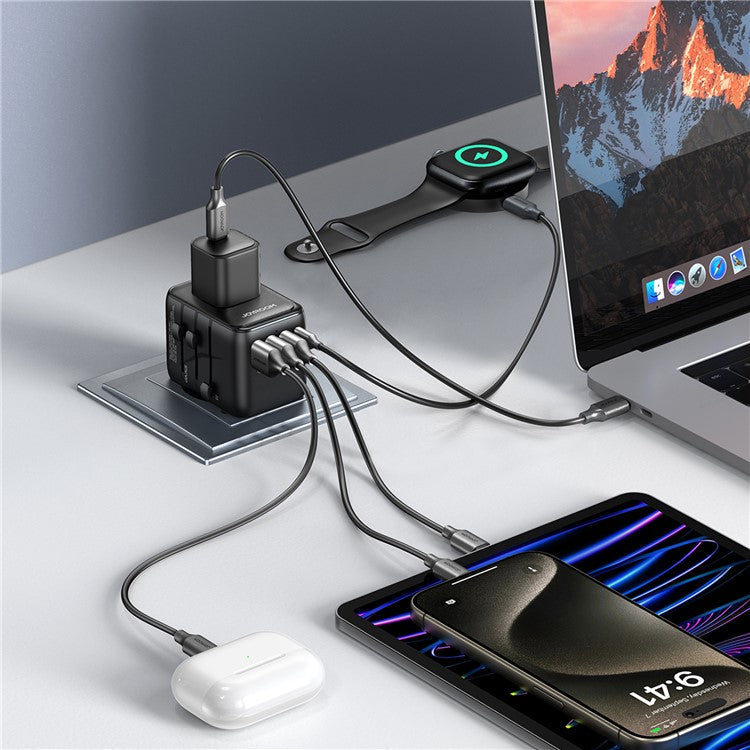 JOYROOM JR-TCW01 17W Travel Adapter Multifunction Type-C+3USB-A Power Charger Converter - Black