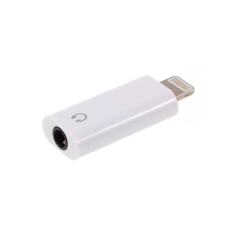 Lightning Male to AUX Audio Female Convertor 3.5mm Earphone Adapter