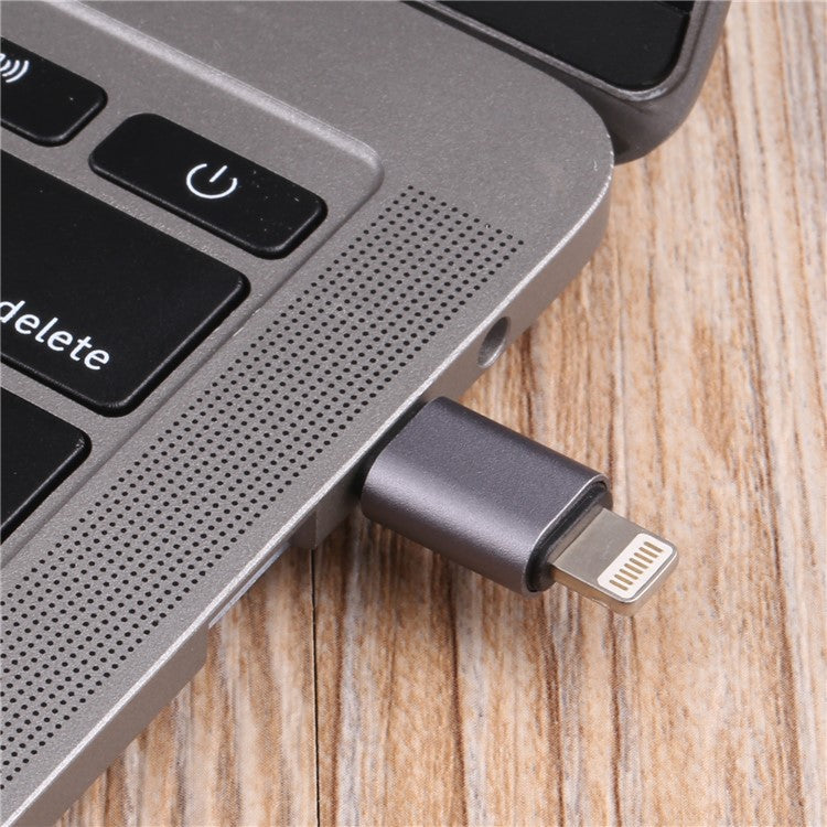Type-C Male to Lightning Male Connector OTG Adapter for Charging Data Transmission