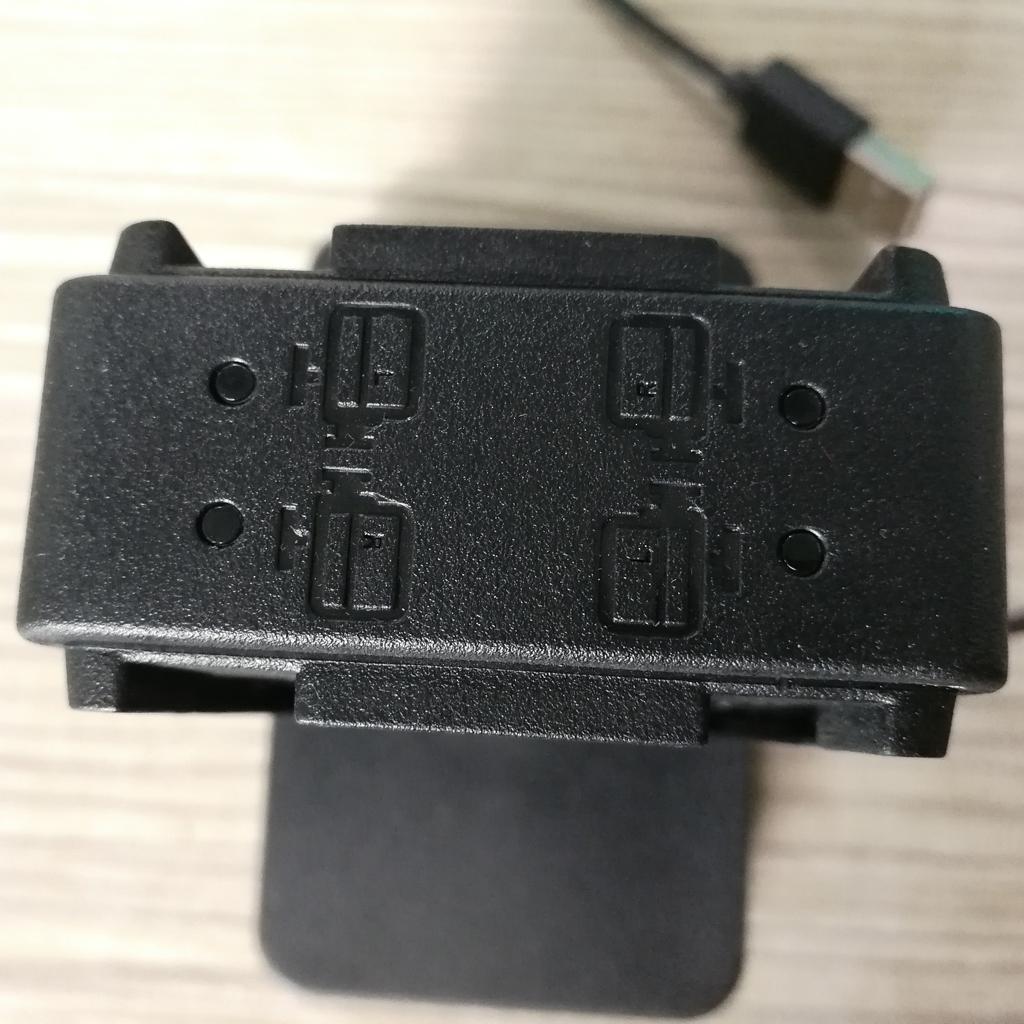 Charging Stand Charging Dock Station for Nintendo Wii Remote Controllers