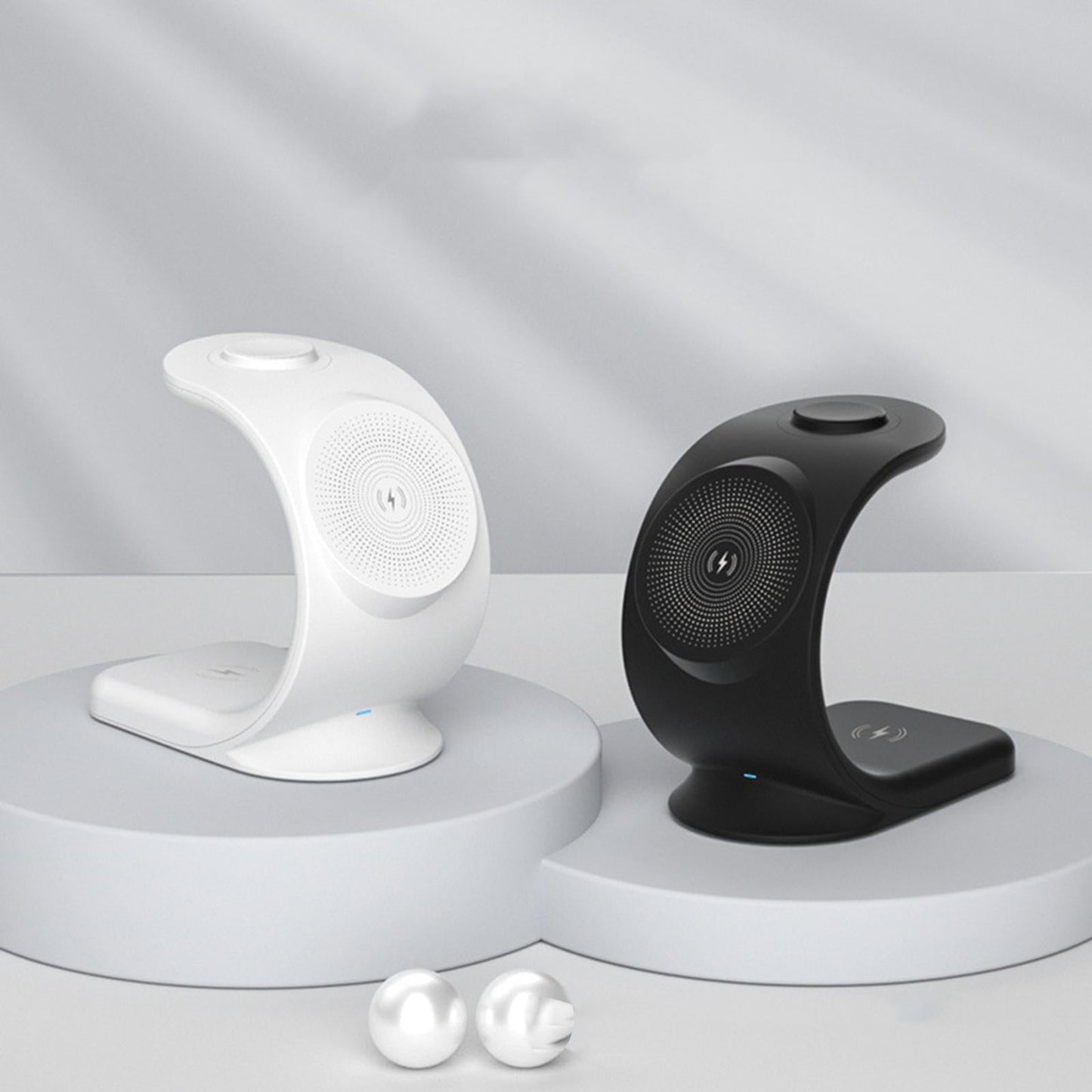 3 in 1 Wireless Magnetic Charger for Earphones 12 Max Pro 11/x/xr iwatch White