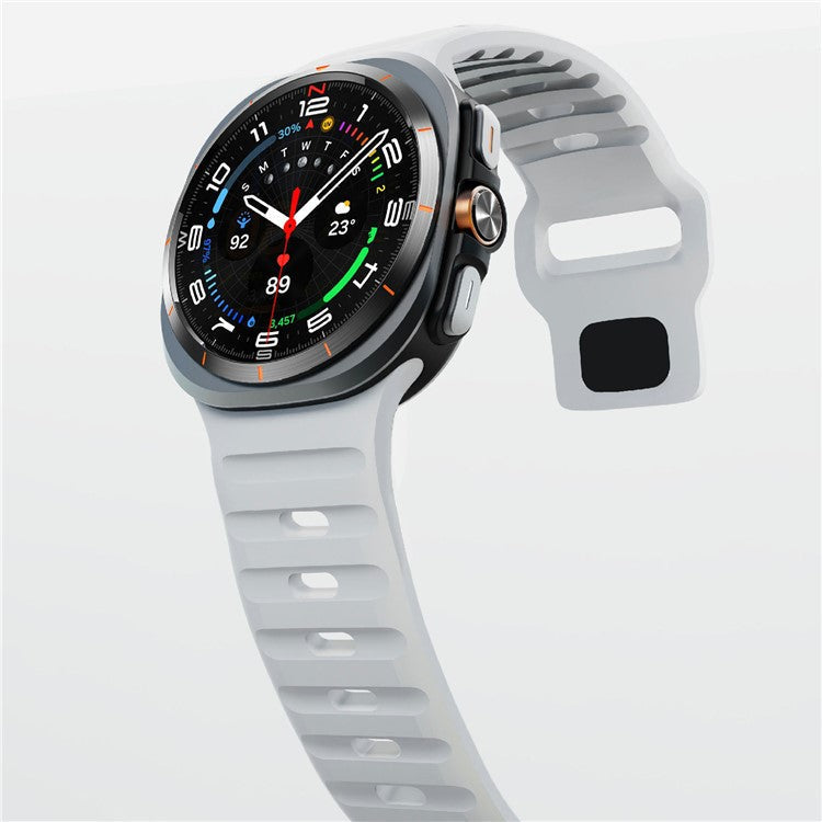 For Samsung Galaxy Watch Ultra 47mm Silicone Watch Band Breathable Sport  Watch Strap - Light Grey