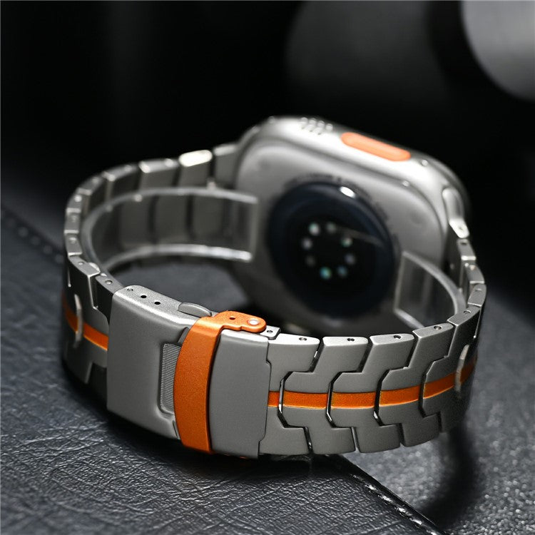 Metal Watch Strap for Apple Watch Series 10 46mm / Ultra 2 Ultra 49mm / Series 9 8 7 45mm / SE (2023) SE (2022) SE 6 5 4 44mm / 3 2 1 42mm - Titanium+Orange