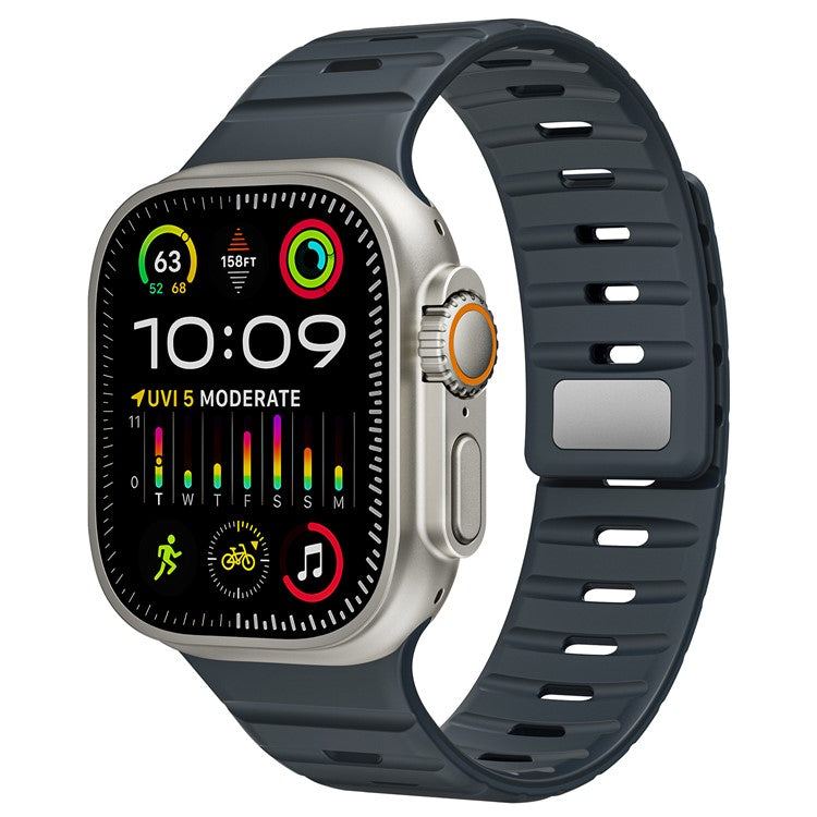 Magnetic Band for Apple Watch Series 10 46mm / Ultra 2 Ultra 49mm / 9 8 7 45mm / SE (2023) SE (2022) SE 6 5 4 44mm / 3 2 1 42mm Silicone Breathable Watch Strap - Midnight