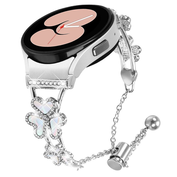 Metal Band with Quick Release Connector For Samsung Galaxy Watch5  /  Watch4 40  /  42  /  44  /  45  /  46mm Heart Clover Decor Watch Strap - Silver