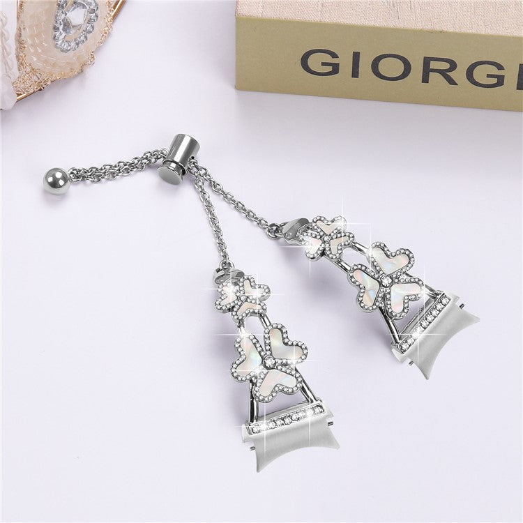Metal Band with Quick Release Connector For Samsung Galaxy Watch5  /  Watch4 40  /  42  /  44  /  45  /  46mm Heart Clover Decor Watch Strap - Silver