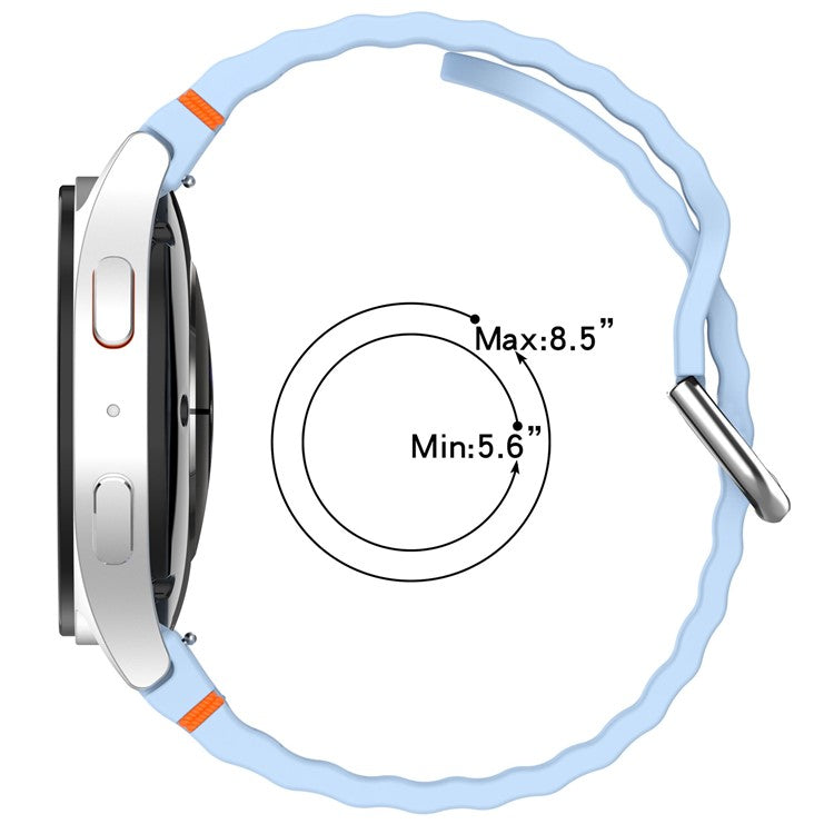 Silicone Strap for Samsung Galaxy Watch7 / 6 / 5 Pro / 5 Watch Band Wave Design with Silver Metal Buckle - Grey