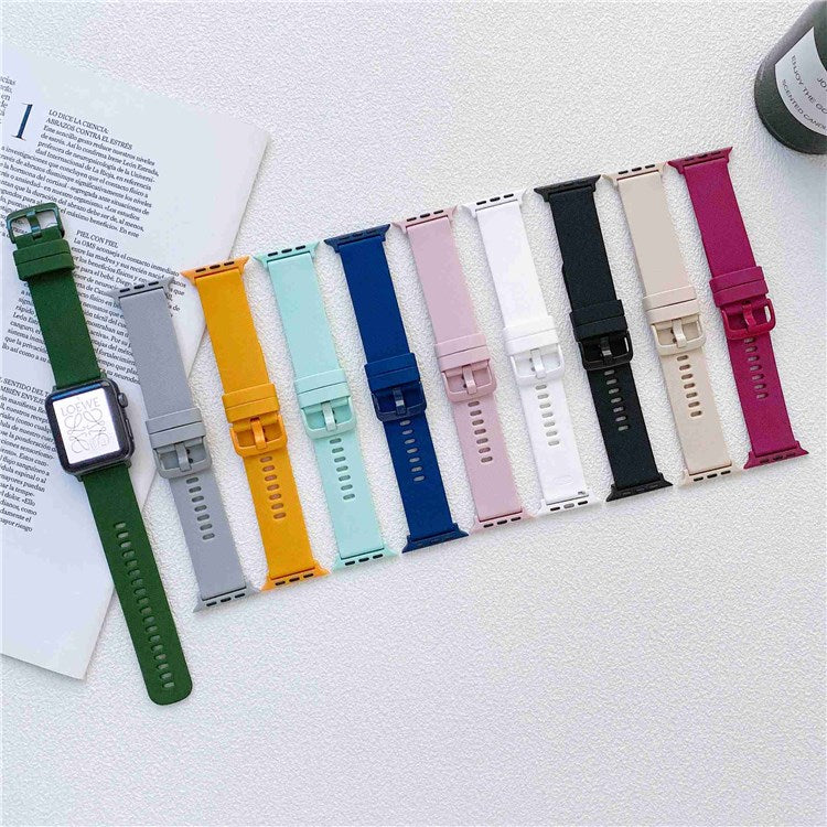 For Apple Watch Series 10 42mm / 9 8 7 41mm / 6 5 4 SE SE (2022) SE (2023) 40mm / 3 2 1 38mm Textured Silicone Smart Watch Band Wrist Strap Replacement - Pink